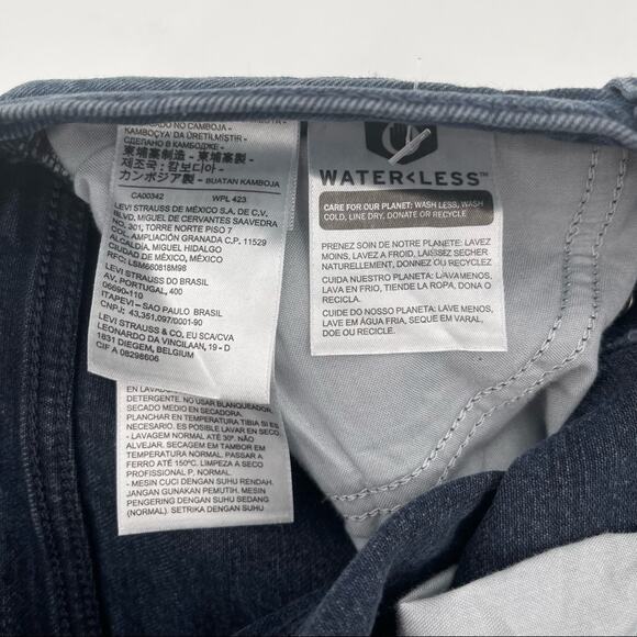 LEVI’S Wedgie Denim Jeans High Rise Tapered Leg Raw Hem Crop 99% Cotton NWT SZ29 - Picture 14 of 16